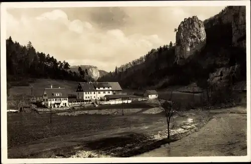 Ak Beuron an der Donau Württemberg, Sonnenhaus St. Scholastika mit Aichfelsen