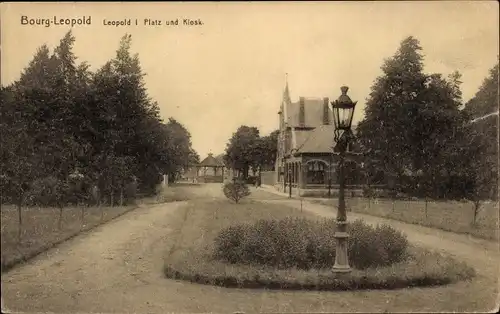 Ak Bourg Leopold Leopoldsburg Flandern Limburg, Leopold I. Platz und Kiosk