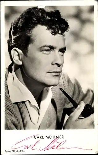 Ak Schauspieler Carl Möhner, Portrait mit Pfeife, Autogramm