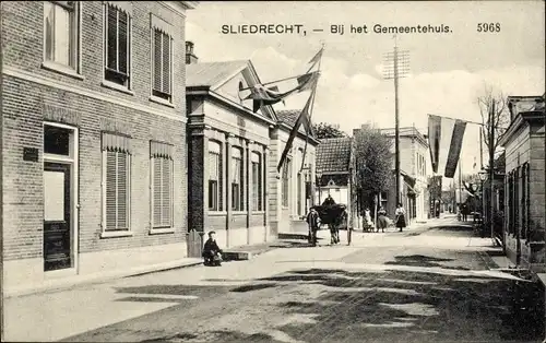 Ak Sliedrecht Südholland Niederlande, Bij het Gemeentehuis