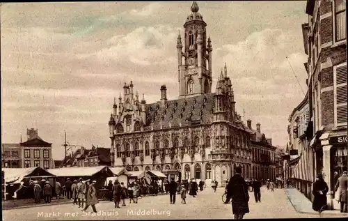 Ak Middelburg Zeeland Niederlande, Markt met Stadhuis