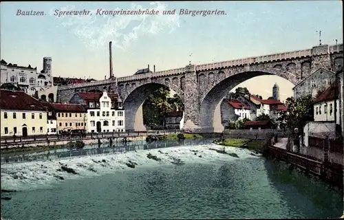Ak Bautzen in der Lausitz, Spreewehr, Kronprinzenbrücke und Bürgergarten