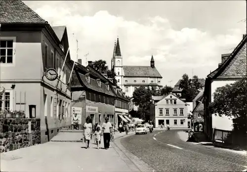 Ak Schirgiswalde in der Oberlausitz, Ernst Thälmann Straße, Kirche, HO Lebensmittel