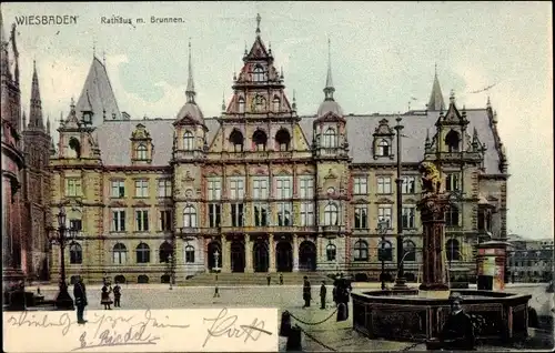 Ak Wiesbaden, Rathaus mit Brunnen