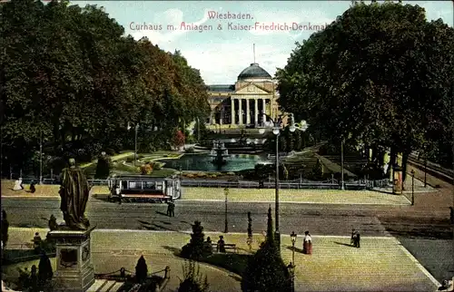 Ak Wiesbaden, Kurhaus mit Anlagen, Kaiser-Friedrich-Denkmal, Straßenbahn