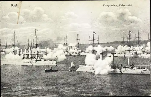 Ak Kiel, Kriegshafen, Kaisersalut, Deutsche Kriegsschiffe