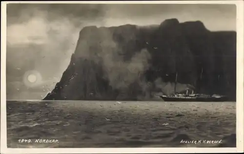 Ak Hornvika Nordkap Norwegen, Dampfer auf dem Meer