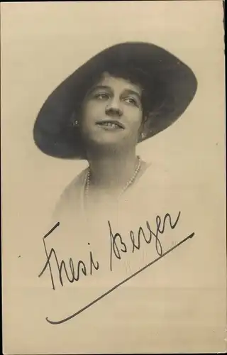 Foto Ak Schauspielerin Fresi Berger, Portrait mit Hut, Autogramm