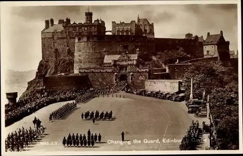 Ak Edinburgh Schottland, Edinburgh Castle, Changing the Guard