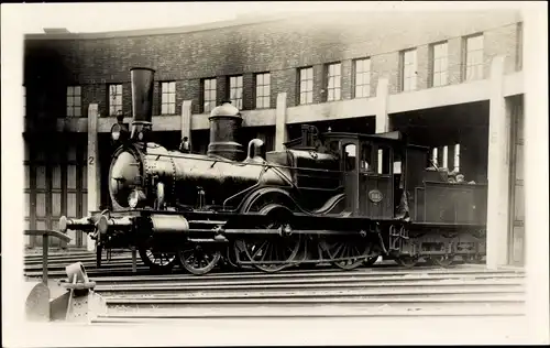 Foto Ak Niederländische Eisenbahn, Dampflok, Nr. 1025