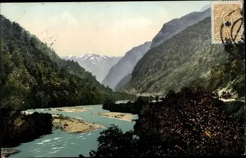 Ak Russland, La route militaire ossete, Le col de Nahkassaki, Vue sur le Ounal