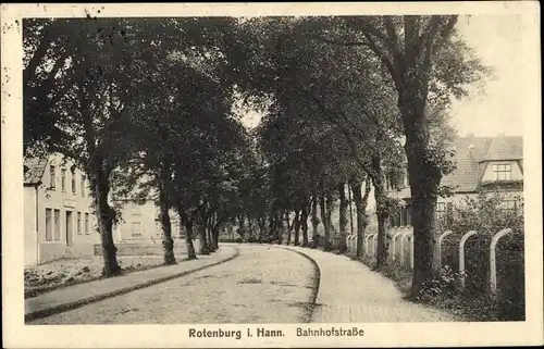 Ak Rotenburg an der Wümme, Bahnhofstraße, Straßenpartie