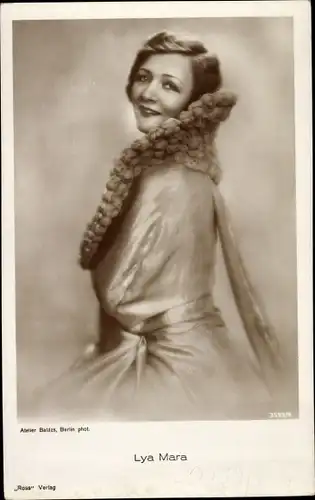 Ak Schauspielerin Lya Mara, Portrait