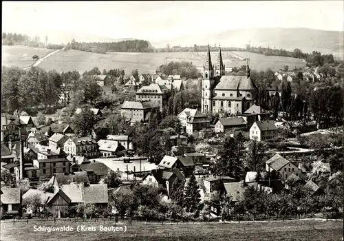 Ak Schirgiswalde in der Oberlausitz, Teilansicht vom Ort, Kirche