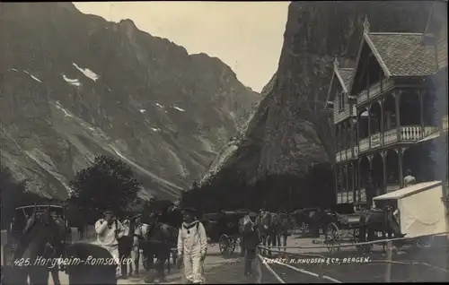 Ak Horgheim Romsdalen Norwegen, Seeleute, Ortschaft, Kutschen