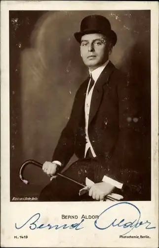 Ak Schauspieler Bernd Aldor, Portrait, Hut, Gehstock, PH K 1419, Autogramm