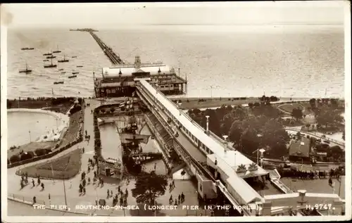 Ak Southend on Sea Essex England, The Pier