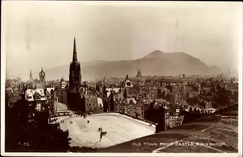 Ak Edinburgh Schottland, Old Town from Castle
