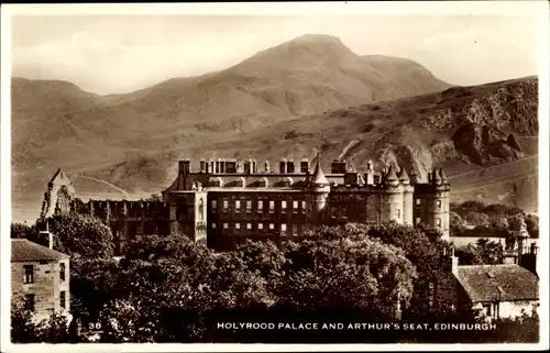 Ak Edinburgh Schottland, Holyrood Palace and Arthur's Seat