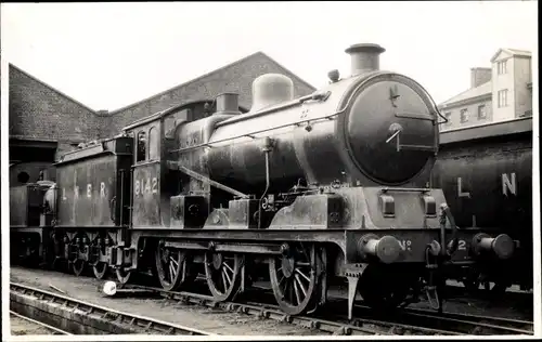 Foto Ak Britische Eisenbahn, Dampflok, Tender 8142, LNER