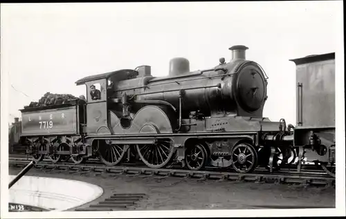 Ak Britische Eisenbahn, Dampflok, Tender 7719, LNER