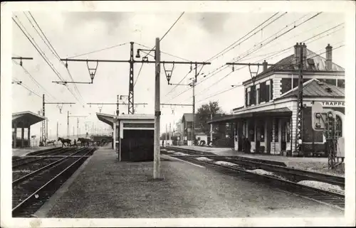 Ak Trappes Yvelines, Gare des Voyageurs