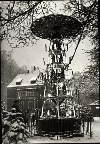 Ak Schwarzenberg im Erzgebirge Sachsen, Weihnachtspyramide, Winter