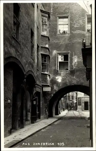 Ak Innsbruck in Tirol, Straßenpartie