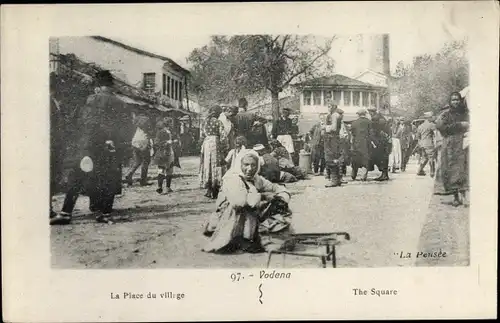 Ak Vodena Mazedonien, La Place du Village