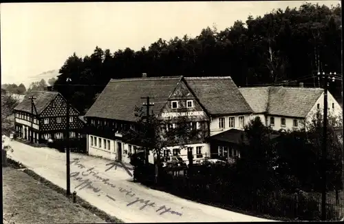 Ak Jonsdorf in Sachsen, Gasthaus am Buchberg, Straßenansicht