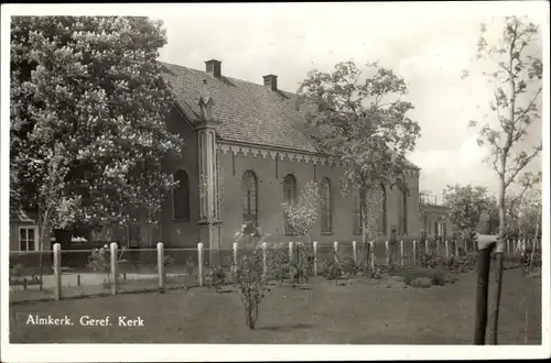 Foto Ak Almkerk Nordbrabant Niederlande, Geref. Kerk