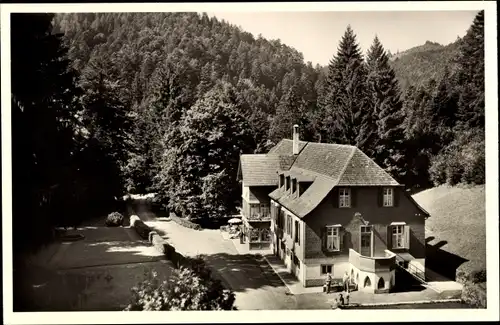 Ak Sulzburg im Breisgau Hochschwarzwald, Blick auf das Waldkurhaus