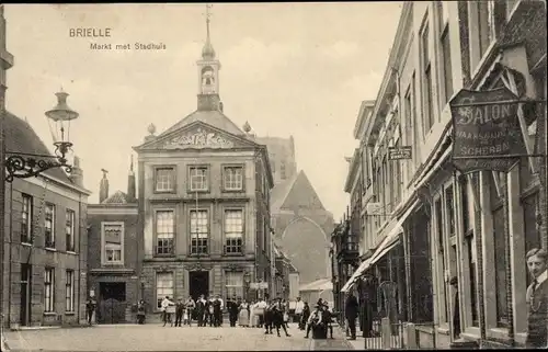 Ak Brielle Südholland, Markt met Stadhuis