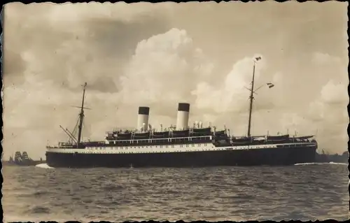 Foto Ak Passagierdampfer der Monte Klasse, HSDG