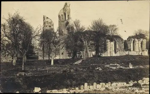 Ak Glastonbury South West England, Abbey, Looking North, Ruine