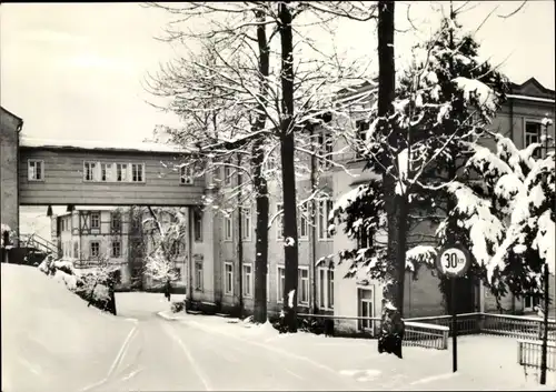 Ak Warmbad Wolkenstein in Sachsen, Sanatorium, Winteransicht