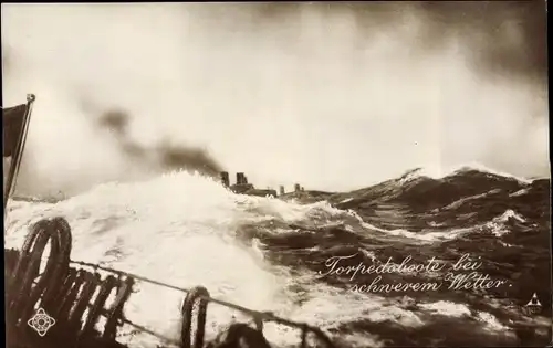 Ak Deutsches Kriegsschiff, Torpedoboote bei schwerem Wetter