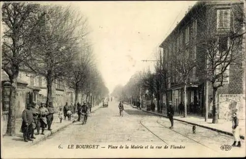 Ak Le Bourget Seine Saint Denis, Place de la Mairie et la Rue de Flandre