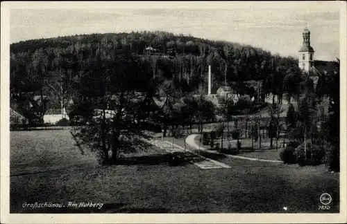 Ak Großschönau in der Oberlausitz Sachsen, Die Kirche mit dem Hutberg