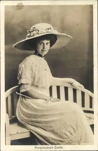 Ak Kronprinzessin Cecilie von Preußen, Portrait mit Hut