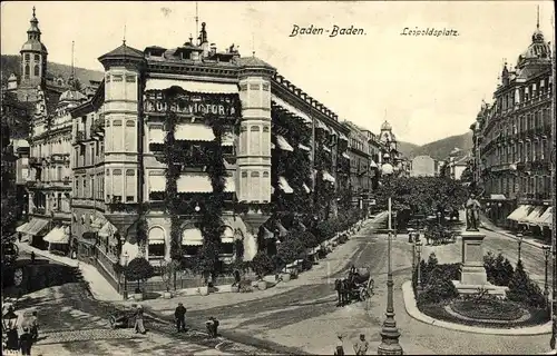 Ak Baden Baden am Schwarzwald, Leopoldsplatz, Denkmal, Hotel Victoria