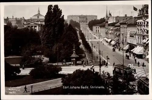 Ak Kristiania Christiania Oslo Norwegen, Carl Johans Gade, Straßenbahn