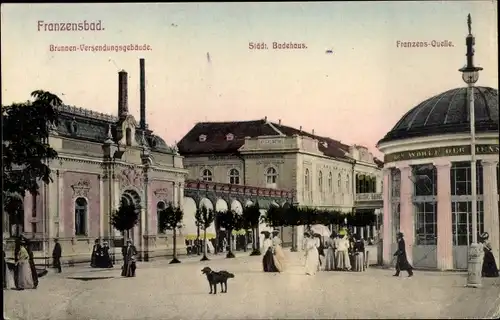 Ak Františkovy Lázně Franzensbad Region Karlsbad, Franzensquelle, Brunnen Versendungsgebäude