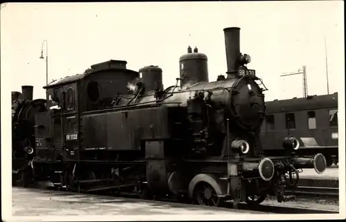 Foto Ak Deutsche Eisenbahn ?, Dampflok Nr. 98.1120
