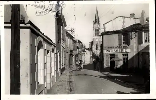 Ak La Couarde sur Mer Île de Ré Charente Maritime, La Grande Rue, Boulangerie, Patisserie