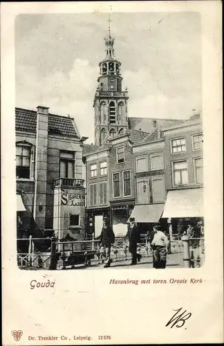 Ak Gouda Südholland Niederlande, Havenbrug met toren Groote Kerk