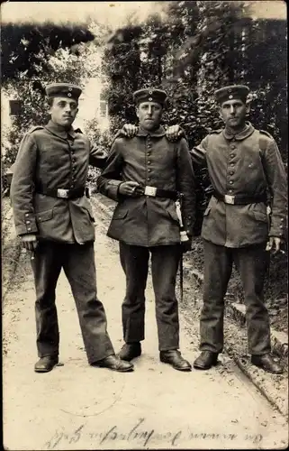 Foto Ak Deutsche Soldaten in Uniformen, Standportrait, Kaiserzeit
