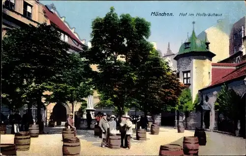 Ak München in Bayern, Hof im Hofbräuhaus, Fässer, Photochromie