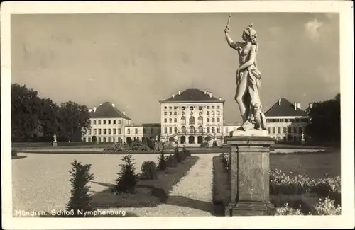 Ak Nymphenburg München Bayern, Königliches Schloss Nymphenburg, Statue