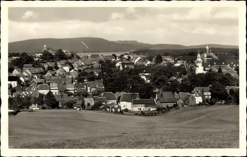 Ak Clausthal Zellerfeld, Ortsansicht, Felder, Kirchturm